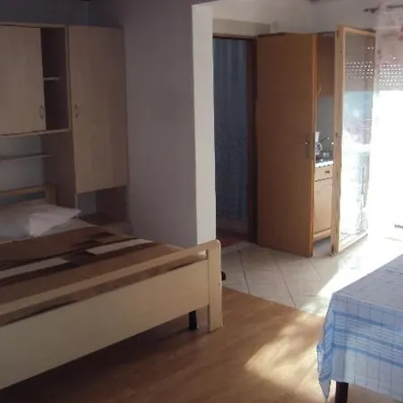 3195e Apartment